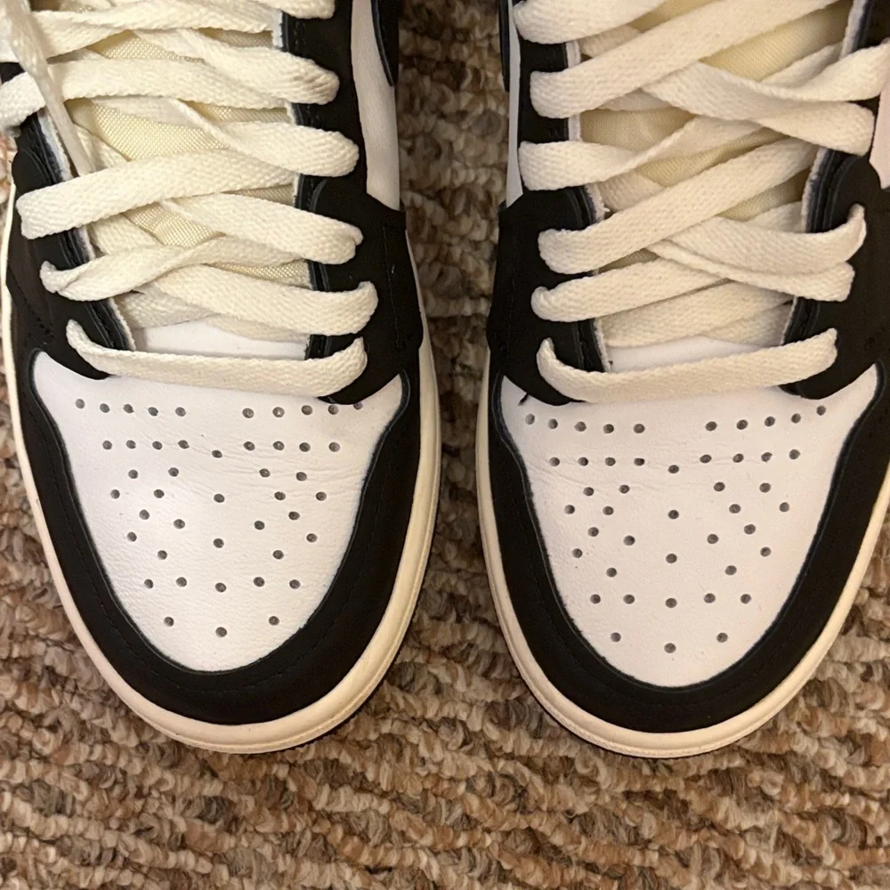 Jordan Kids Sneakers - Black, White, Yellow, Neon Green - Picture 3 of 6